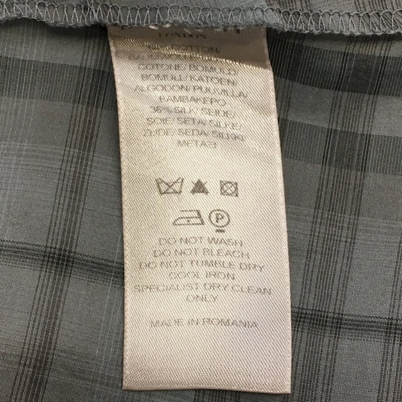 Burberry Women's Multi Button-Up Blouse Medium - Picture 8 of 8